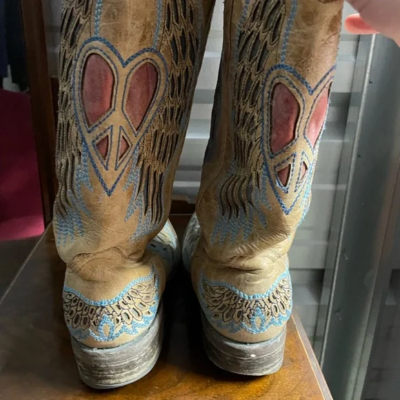 COPY - Corral peace sign heart square toe boots - Picture 6 of 7